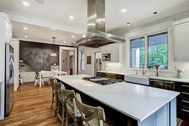 1303 Cortlandt St, Houston, TX 77008 - photo 6