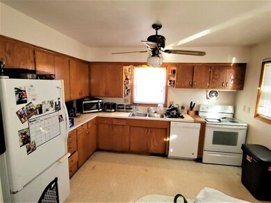 4686 Capitol View Rd, Middleton, WI 53562 - photo 6