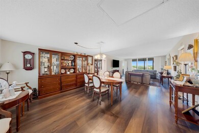 3960 Oaks Clubhouse Dr unit 510, Pompano Beach, FL 33069 - photo 6