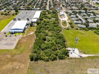 825 E Vinson Ave, Harlingen, TX 78550 - photo 5