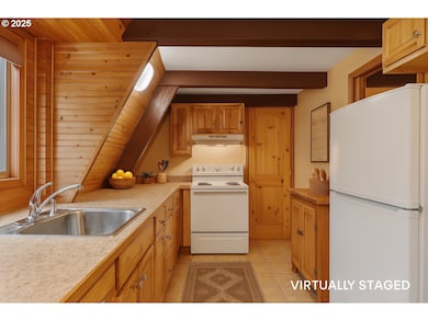 10282 Fieldcrest Dr, Birkenfeld, OR 97016 - photo 7