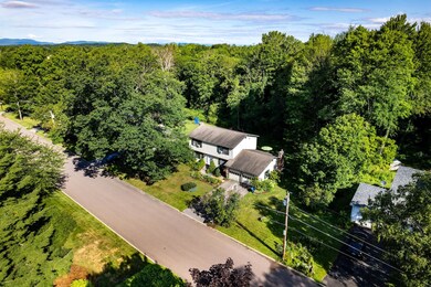 435 Longmeadow Dr, Shelburne, VT 05482 - photo 2