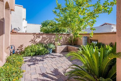 1526 E Solano Dr - MLS08-8