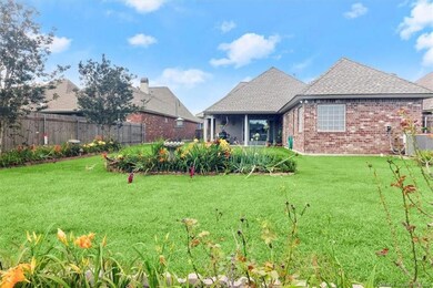 919 S Yorkshire Cir, Lake Charles, LA 70605 - photo 3