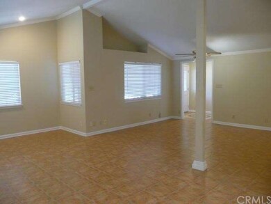 OPEN & BRIGHT LIVING SPACES.