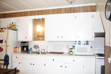 15 New York St, Dover, NH 03820 - photo 2