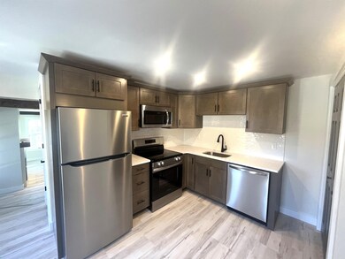 2895 White Mountain Hwy unit 4, Conway, NH 03818 - photo 2