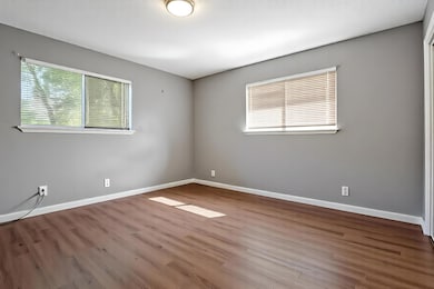 2405 Parker Cir unit B, Georgetown, TX 78628 - photo 7