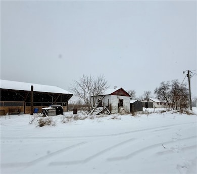 7544 Curvue Rd, Eau Claire, WI 54703 - photo 5