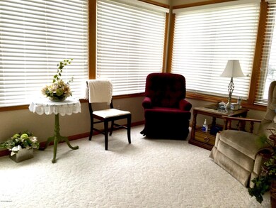 1074 Amber Ridge Dr SW unit 118, Byron Center, MI 49315 - photo 5