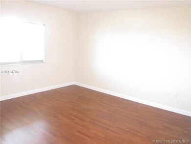 unlisted-address, Miami, FL 33128 - photo 3