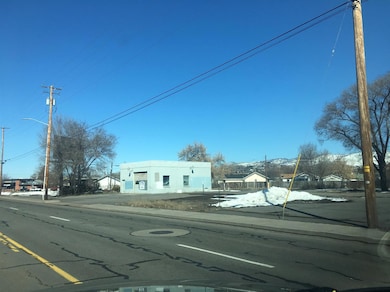 2135 S 6th St, Klamath Falls, OR 97601 - photo 4