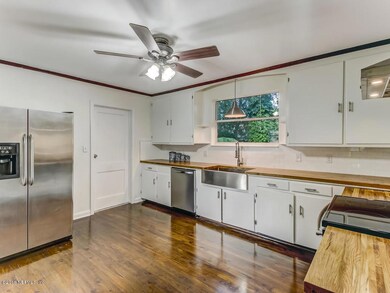 1353 Live Oak Ln Jacksonville-024-19-Kit