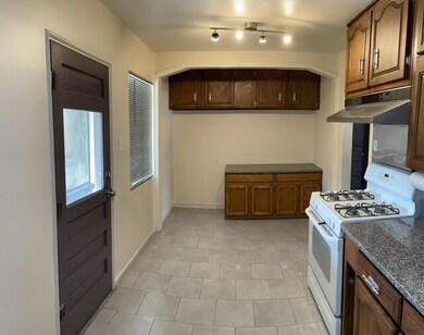 8052 Carpenter Dr, El Paso, TX 79915 - photo 6