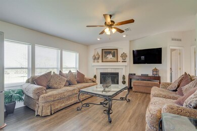 7555 Dripping Springs Rd, Denison, TX 75021 - photo 6