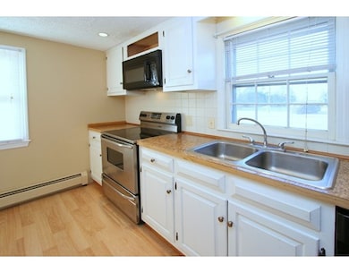 10 Zabriskie Dr unit B, Newburyport, MA 01950 - photo 4