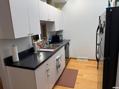 2605 S Chase Dr, Springfield, IL 62704 - photo 6