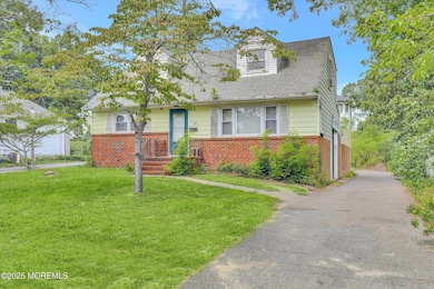 24 Berger Ave, Oakhurst, NJ 07755 - photo 2