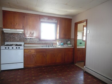 219 Mulberry St unit 3N, Fall River, MA 02721 - photo 2