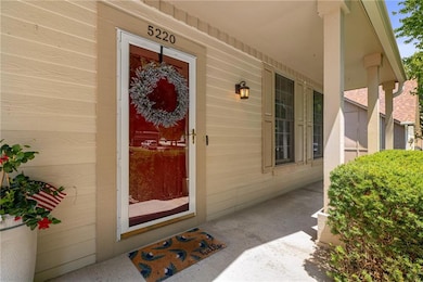 5220 Mccoy St, Shawnee, KS 66226 - photo 4