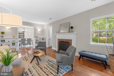 427 Pershing Dr, Silver Spring, MD 20910 - photo 7