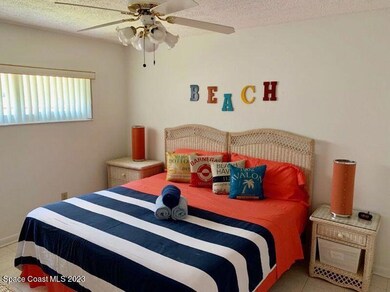 LR22 - Master Bedroom (2)