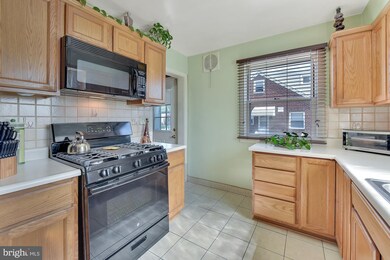 2215 Charleston Place, Hyattsville, MD 20783 - photo 7