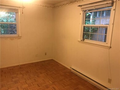 113 Atwood Dr, Hendersonville, NC 28792 - photo 7