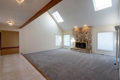 19 Riverside Ln, Holmdel, NJ 07733 - photo 6