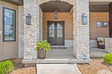 6_1880 w cresskill dr-5