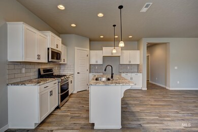 8381 E Sunray Dr, Nampa, ID 83687 - photo 6