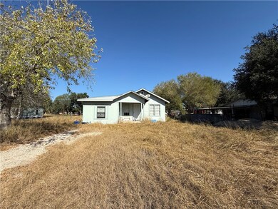 432 SW 7th St, Premont, TX 78375 - photo 2