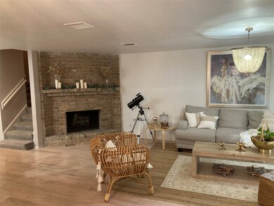 14243 Lost Meadow Ln, Houston, TX 77079 - photo 5