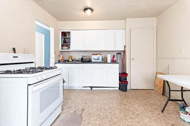 07-Kitchen