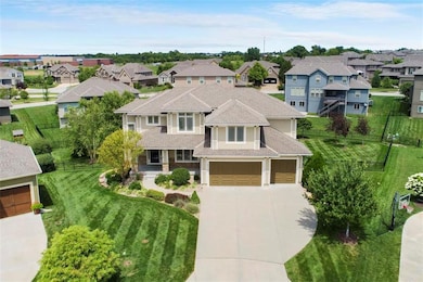 9719 Hastings St, Shawnee, KS 66227 - photo 2