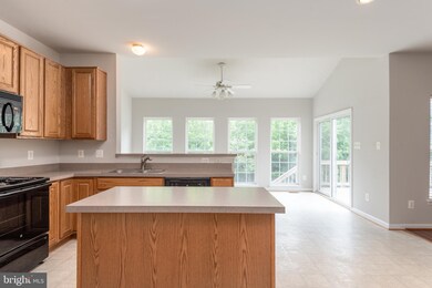 6906 S Dewey Ct, Fredericksburg, VA 22407 - photo 7