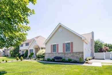 003-photo-front-view-6003061