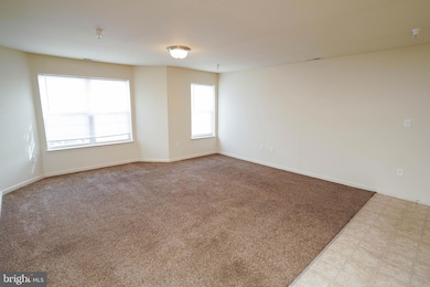 30630 Umes Blvd unit V-204, Princess Anne, MD 21853 - photo 6
