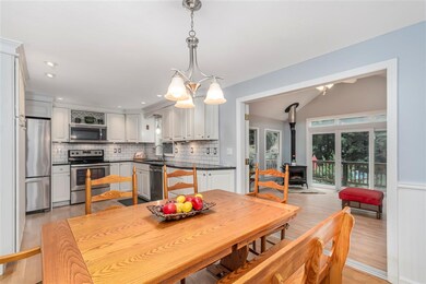 15 Tomahawk Dr, Merrimack, NH 03054 - photo 2