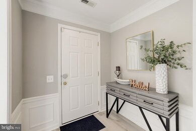 21803 Baldwin Square, Sterling, VA 20164 - photo 4