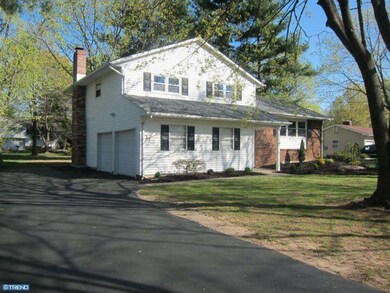 37 Maple Stream Rd, East Windsor, NJ 08520 - photo 2