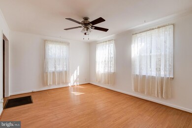 8141 Cornwall Rd, Dundalk, MD 21222 - photo 5