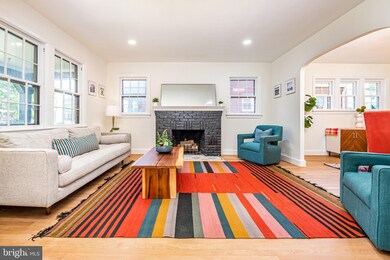 327 Oglethorpe St NW, Washington, DC 20011 - photo 4