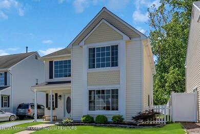 125 Hamlet Ct, Toms River, NJ 08753 - photo 4