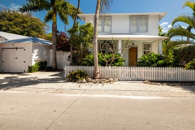 1318-duncan-st-2