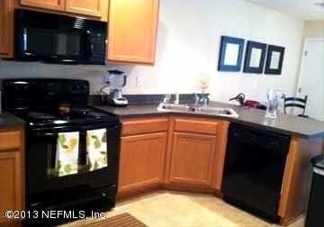 10685 Academy Park Dr, Jacksonville, FL 32218 - photo 4