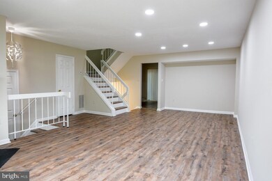 5820 Wye Oak Commons Ct unit 10, Burke, VA 22015 - photo 2
