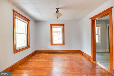 118 Spring St, Woodbury, NJ 08096 - photo 4