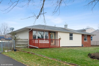 156 Mora Rd, Carpentersville, IL 60110 - photo 3