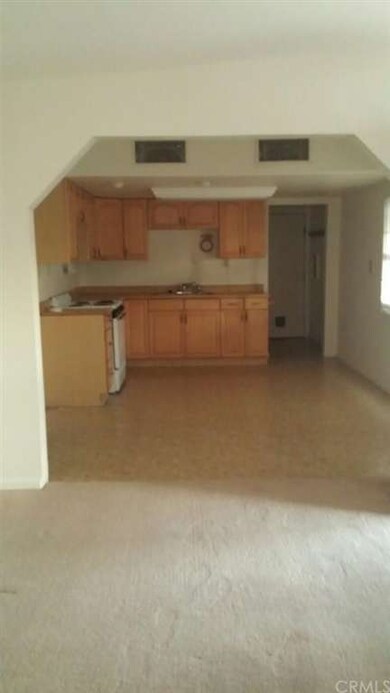 Living Room Looking thru to Kitchen